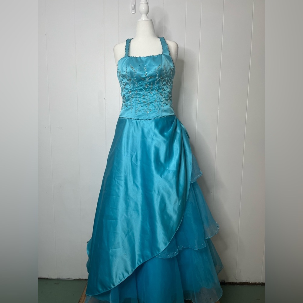 Bella teal prom dress